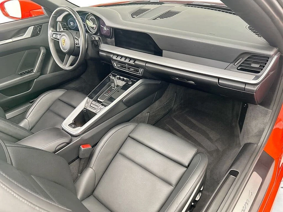 2021 Porsche 992 Carrera - Image 24 of 31