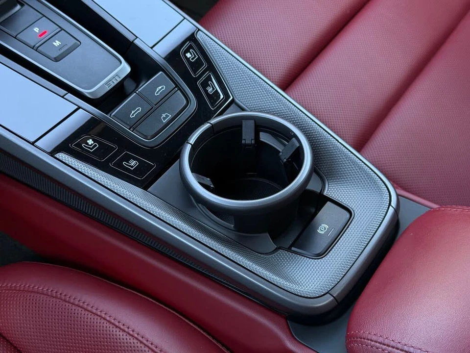 2021 Porsche 992 Carrera - Image 24 of 31