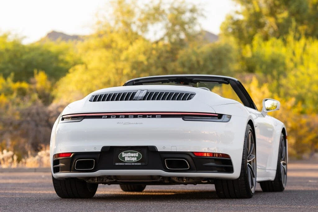2021 Porsche 992 Carrera - Image 8 of 31