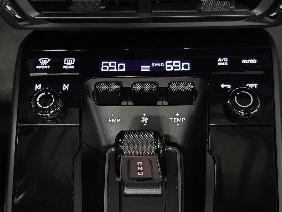 2021 Porsche 992 Carrera - Image 19 of 31