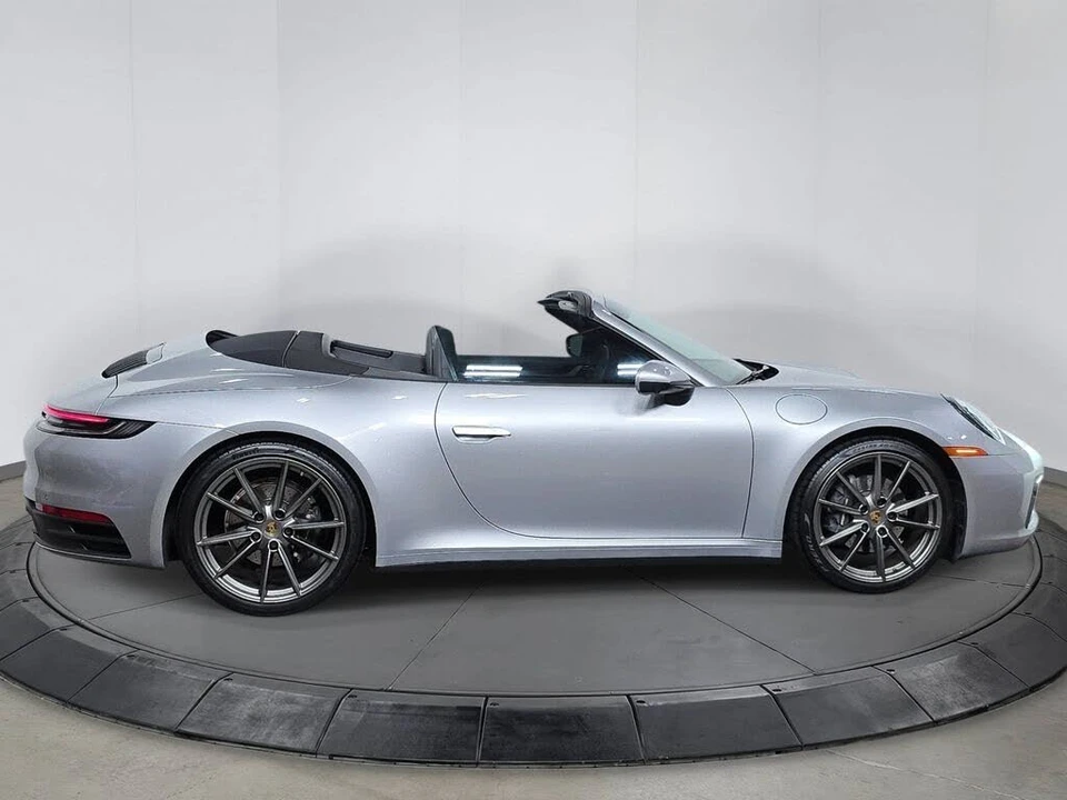 2021 Porsche 992 Carrera - Image 8 of 31