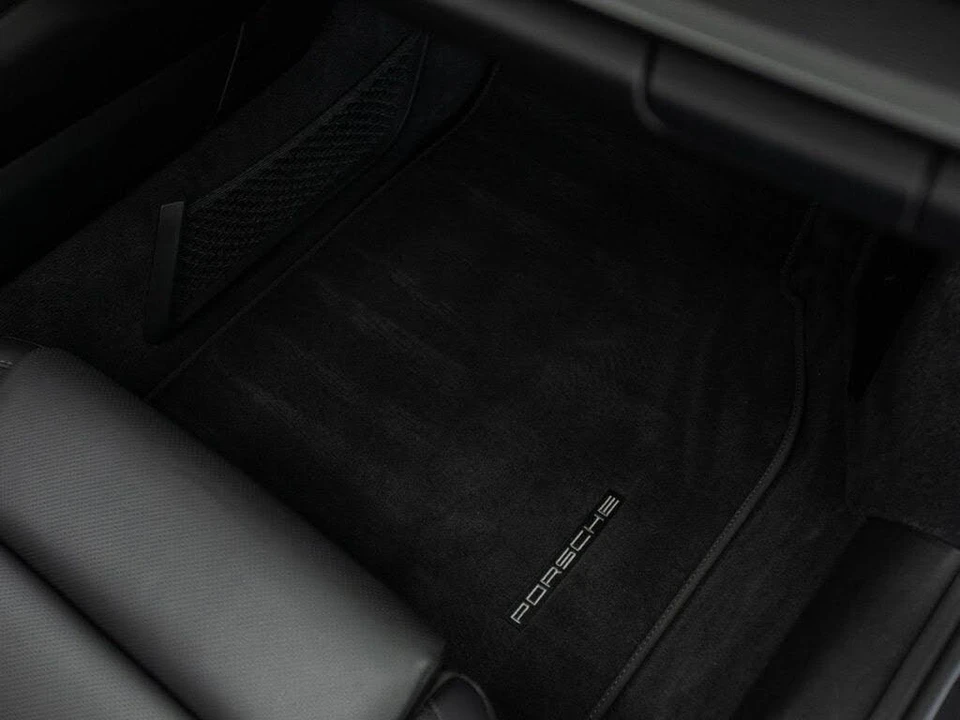 2021 Porsche 992 Carrera - Image 29 of 31