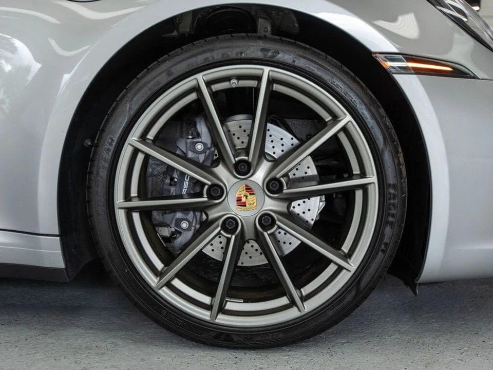 2021 Porsche 992 Carrera - Image 11 of 31