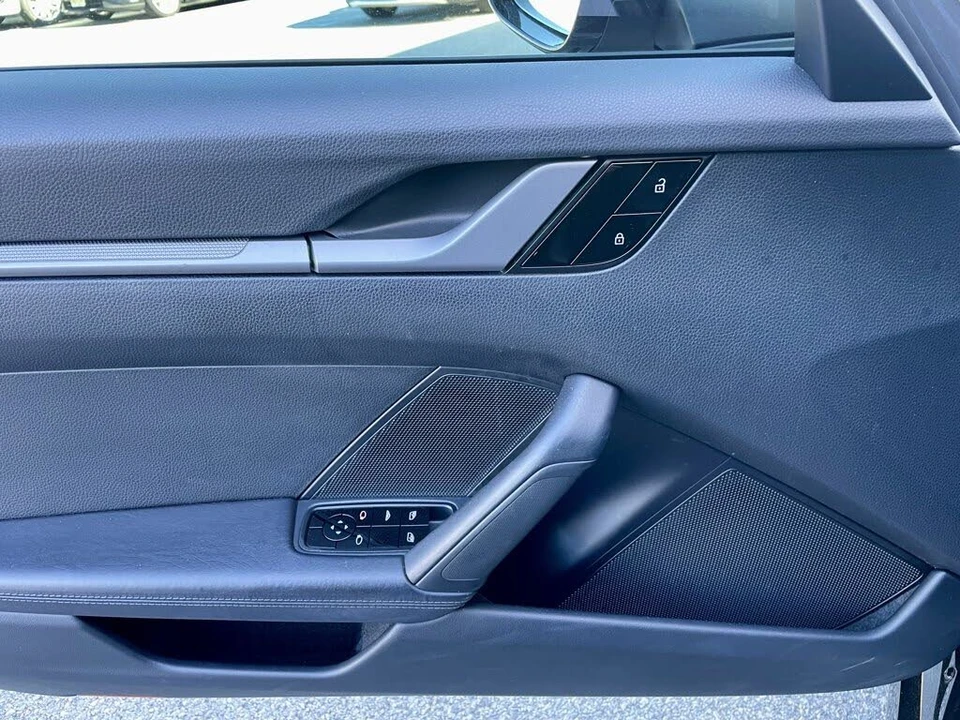2021 Porsche 992 Carrera - Image 12 of 31