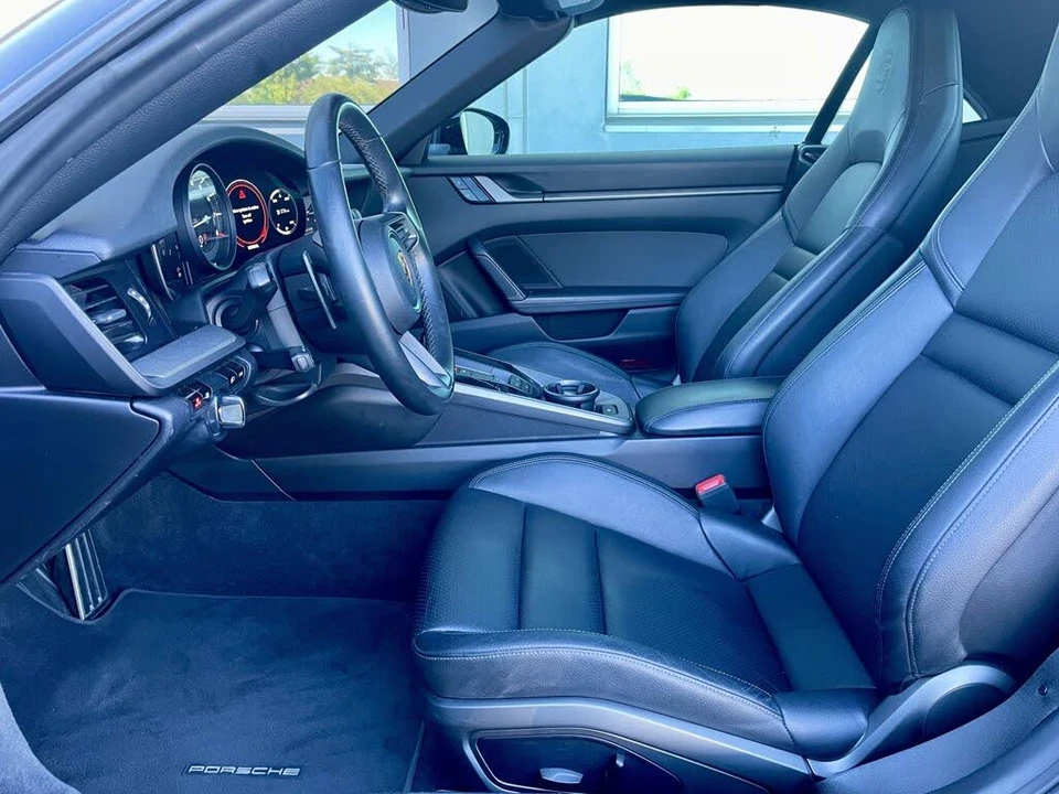 2021 Porsche 992 Carrera - Image 14 of 31