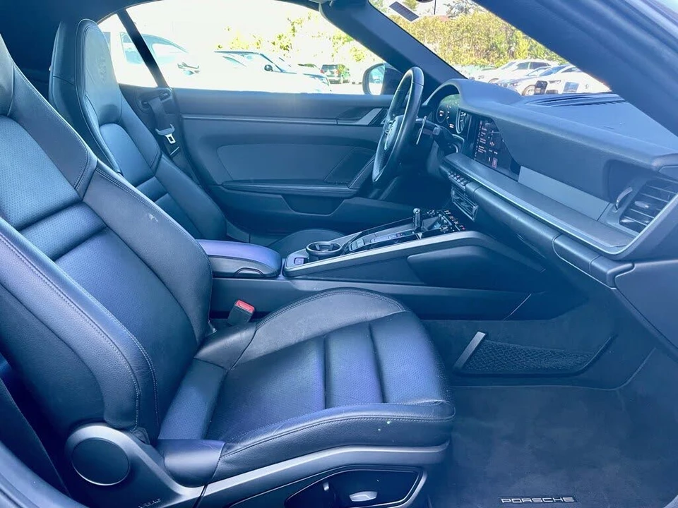 2021 Porsche 992 Carrera - Image 15 of 31