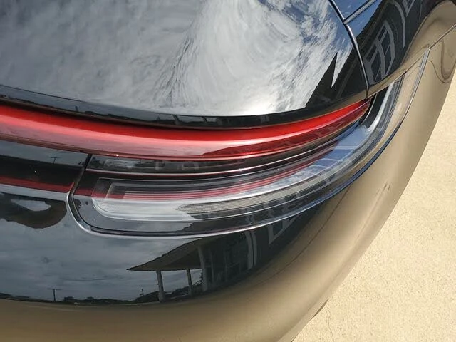 2021 Porsche 992 Carrera - Image 17 of 31