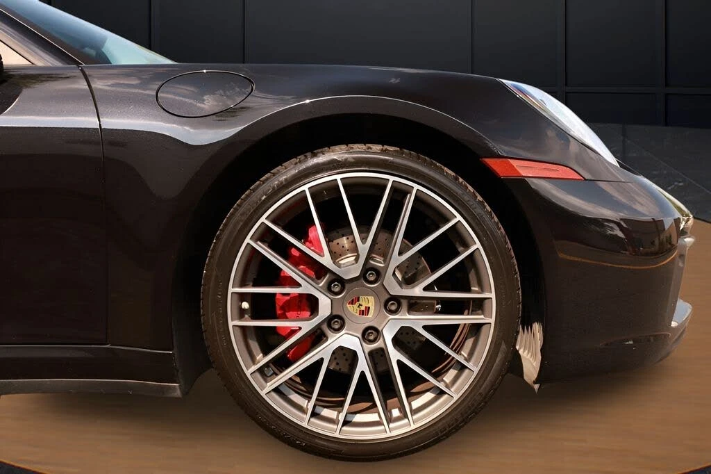 2021 Porsche 992 Carrera - Image 13 of 31