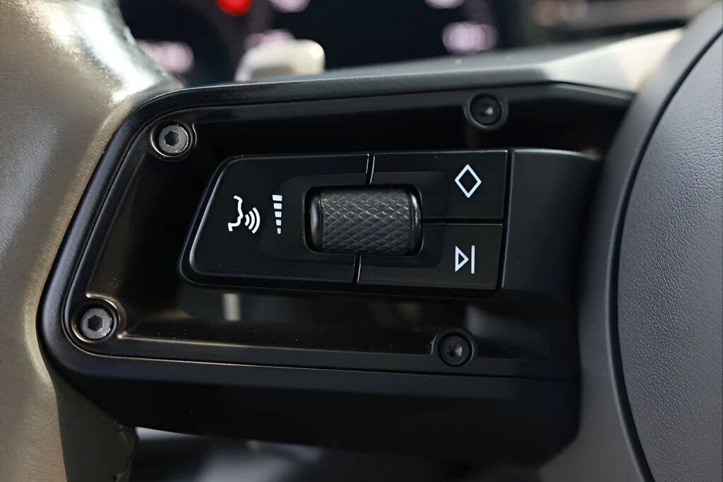 2021 Porsche 992 Carrera - Image 24 of 31