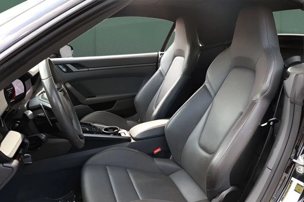 2021 Porsche 992 Carrera - Image 2 of 31
