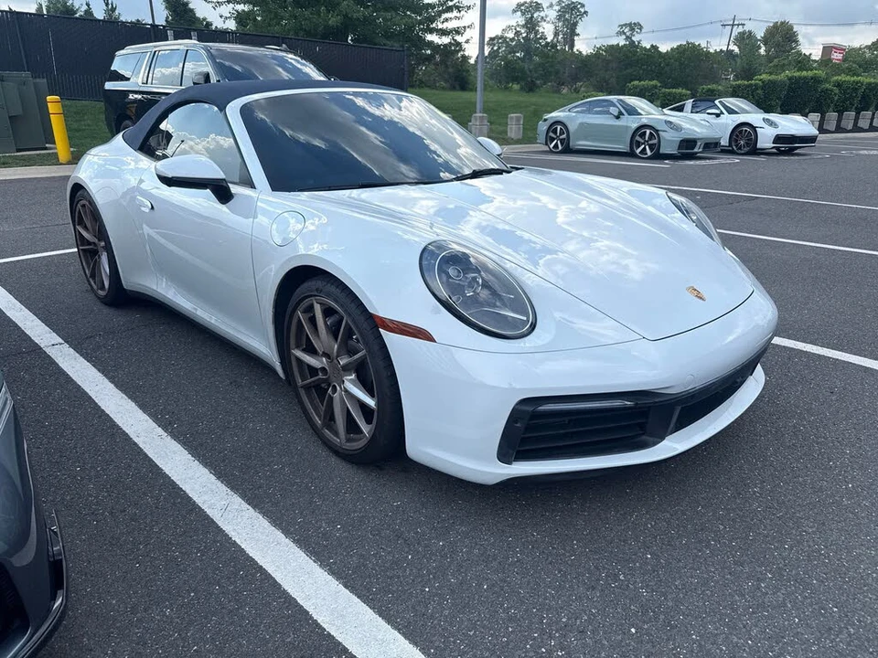 2021 Porsche 992 Carrera - Image 2 of 9