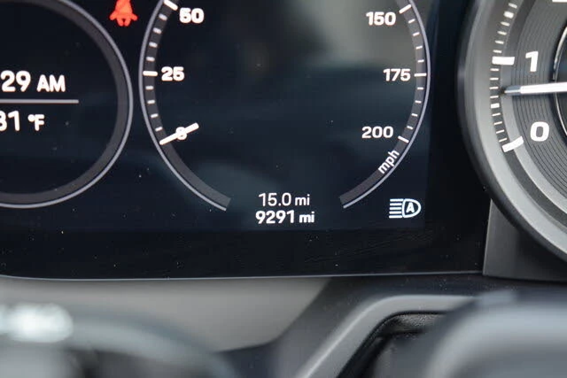 2021 Porsche 992 Carrera - Image 18 of 31
