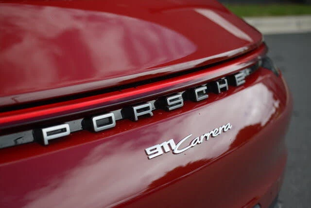 2021 Porsche 992 Carrera - Image 28 of 31