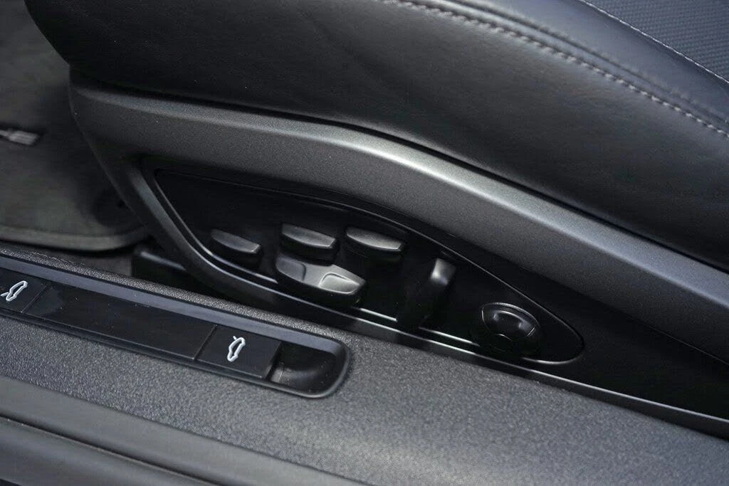 2021 Porsche 992 Carrera - Image 28 of 31