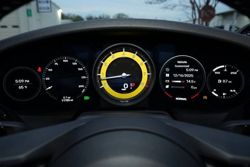 2021 Porsche 992 Carrera - Image 13 of 31