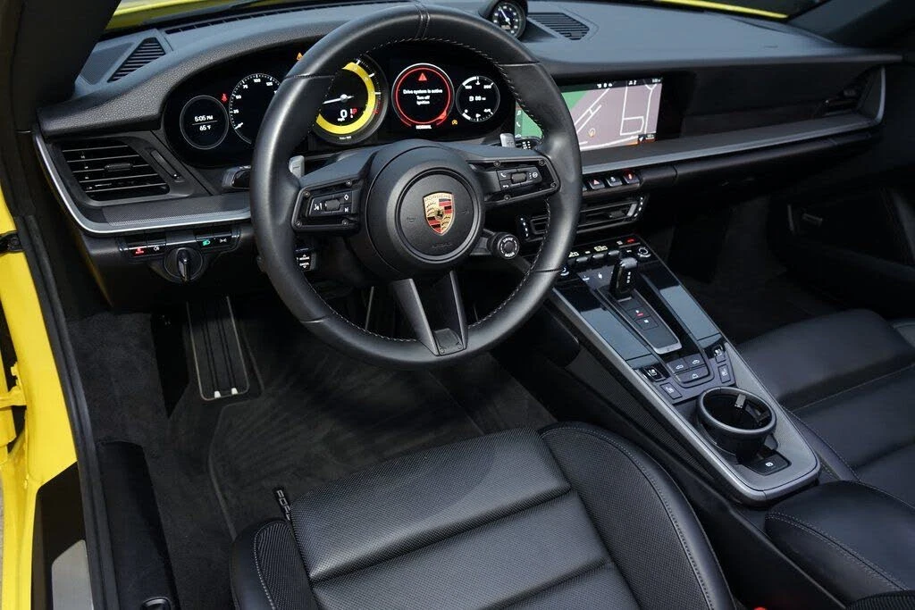 2021 Porsche 992 Carrera - Image 8 of 31