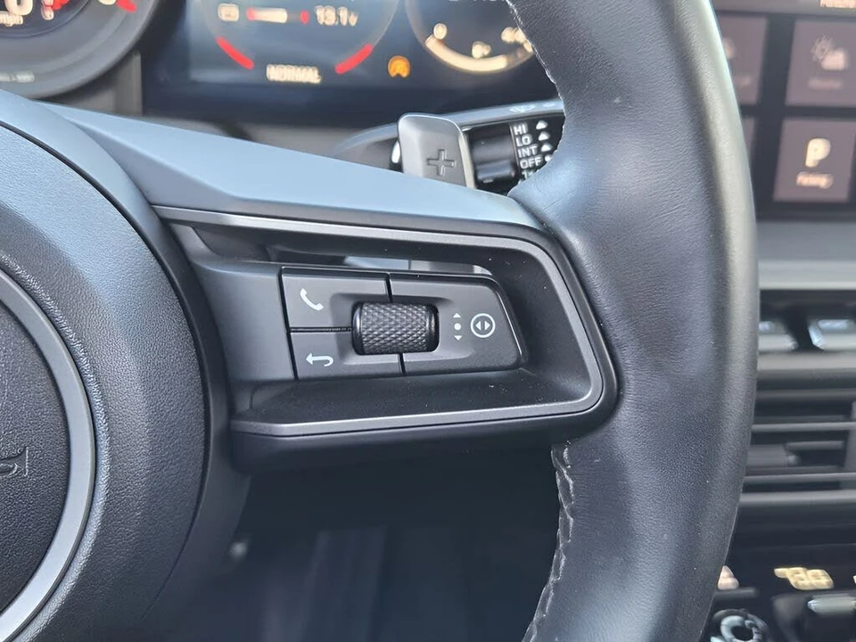 2021 Porsche 992 Carrera - Image 22 of 31