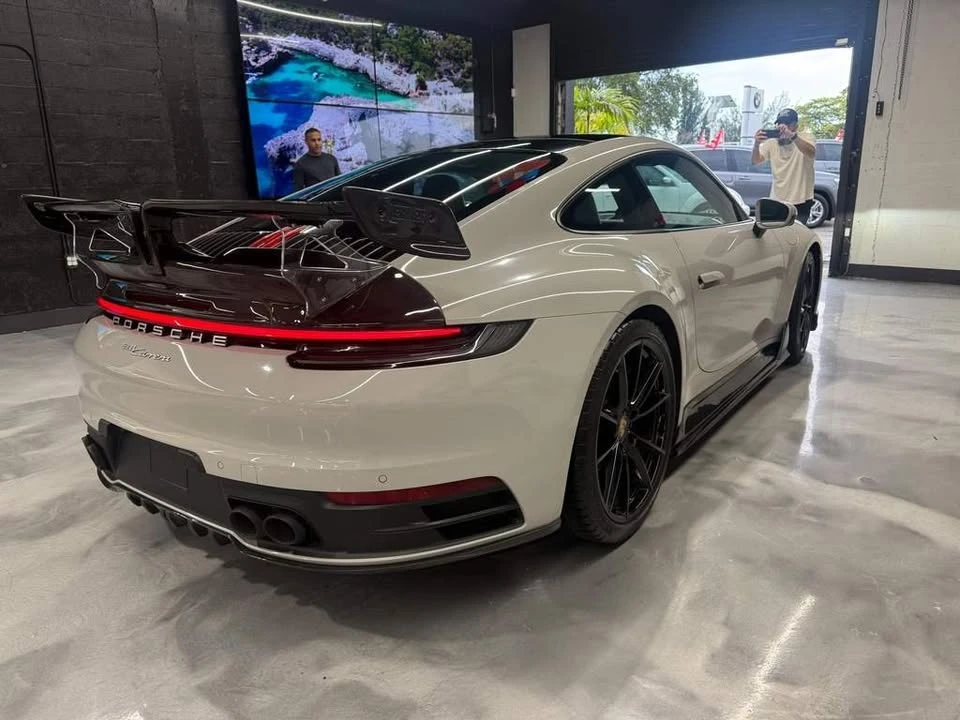 2021 Porsche 992 Carrera - Image 6 of 11