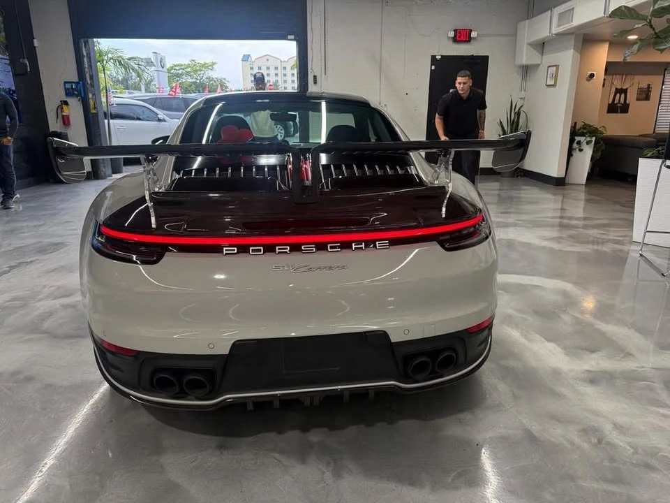 2021 Porsche 992 Carrera - Image 4 of 11