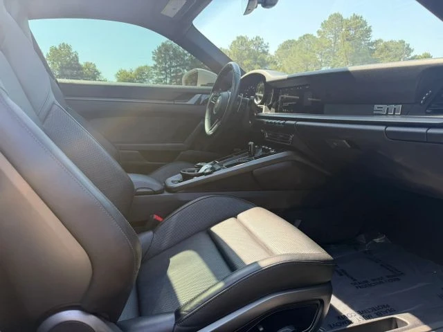 2021 Porsche 992 Carrera - Image 27 of 31