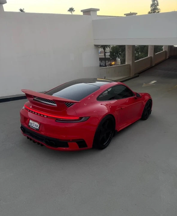 2021 Porsche 992 Carrera - Image 6 of 8