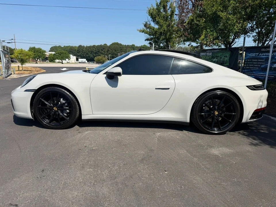 2021 Porsche 992 Carrera - Image 9 of 31