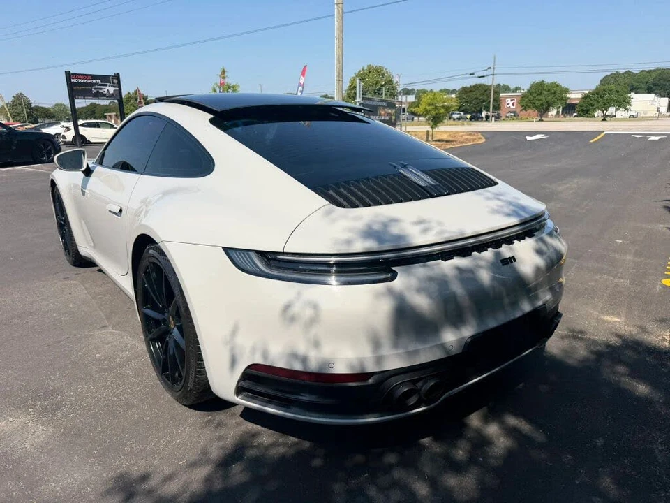 2021 Porsche 992 Carrera - Image 13 of 31