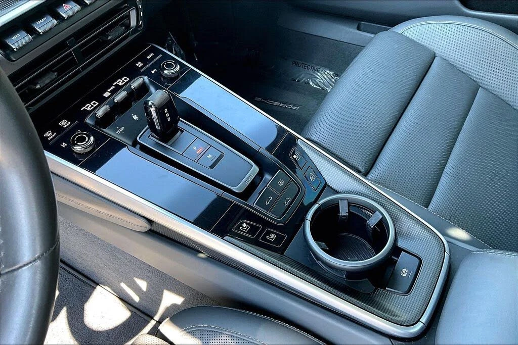 2021 Porsche 992 Carrera - Image 16 of 31