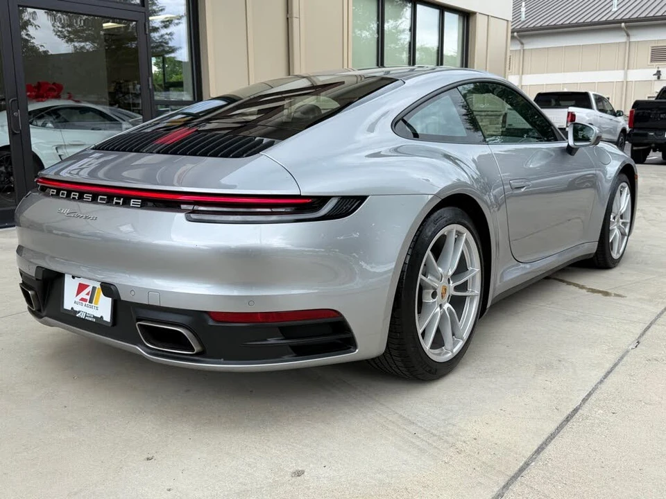 2021 Porsche 992 Carrera - Image 8 of 31