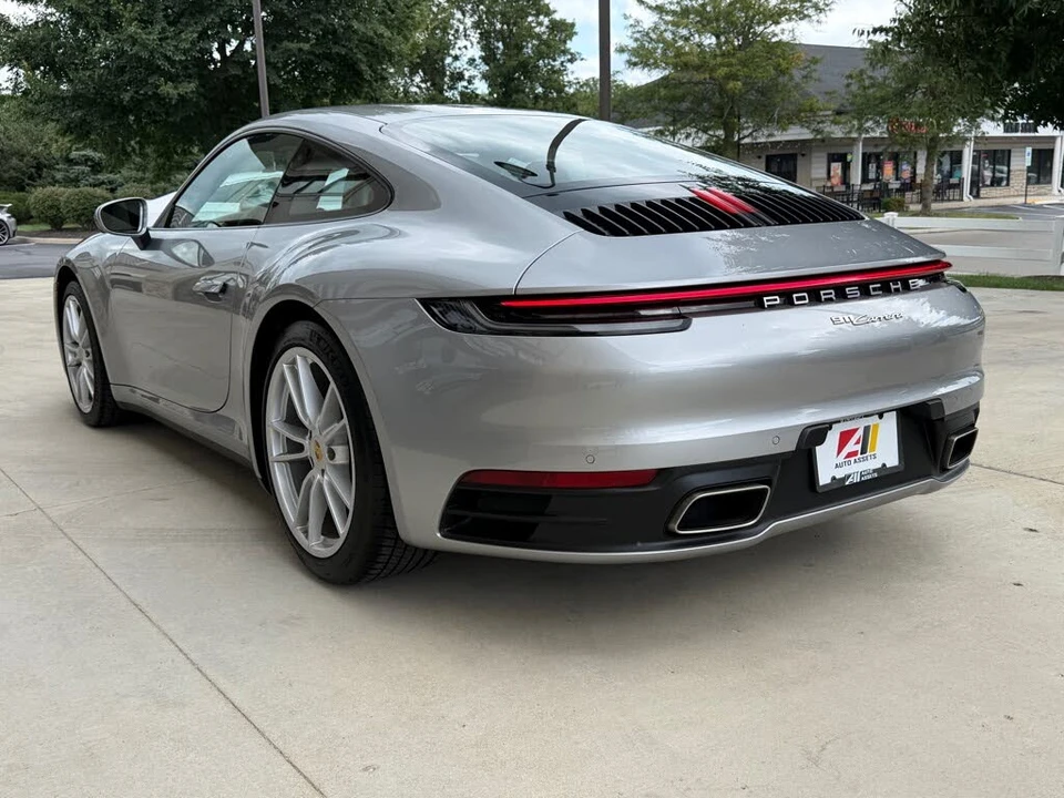 2021 Porsche 992 Carrera - Image 6 of 31