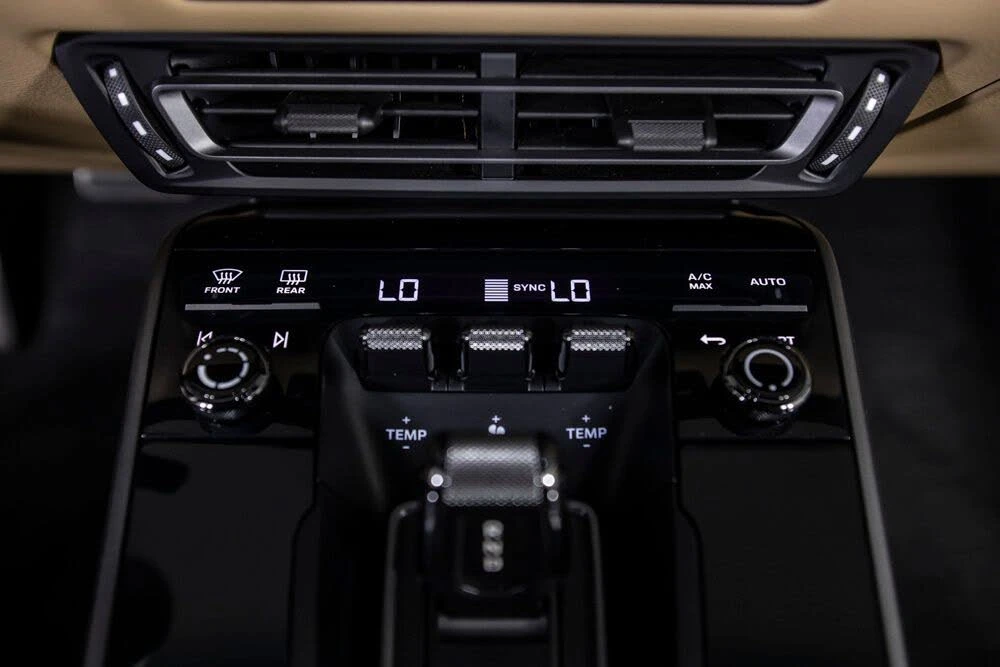 2021 Porsche 992 Carrera - Image 27 of 31