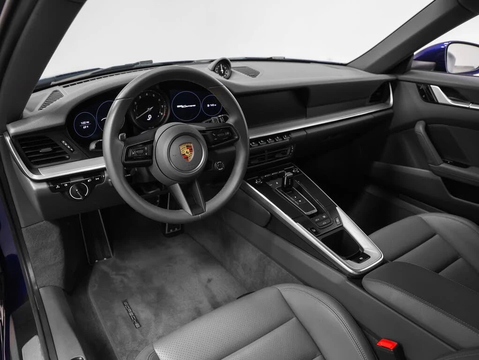 2021 Porsche 992 Carrera - Image 4 of 31