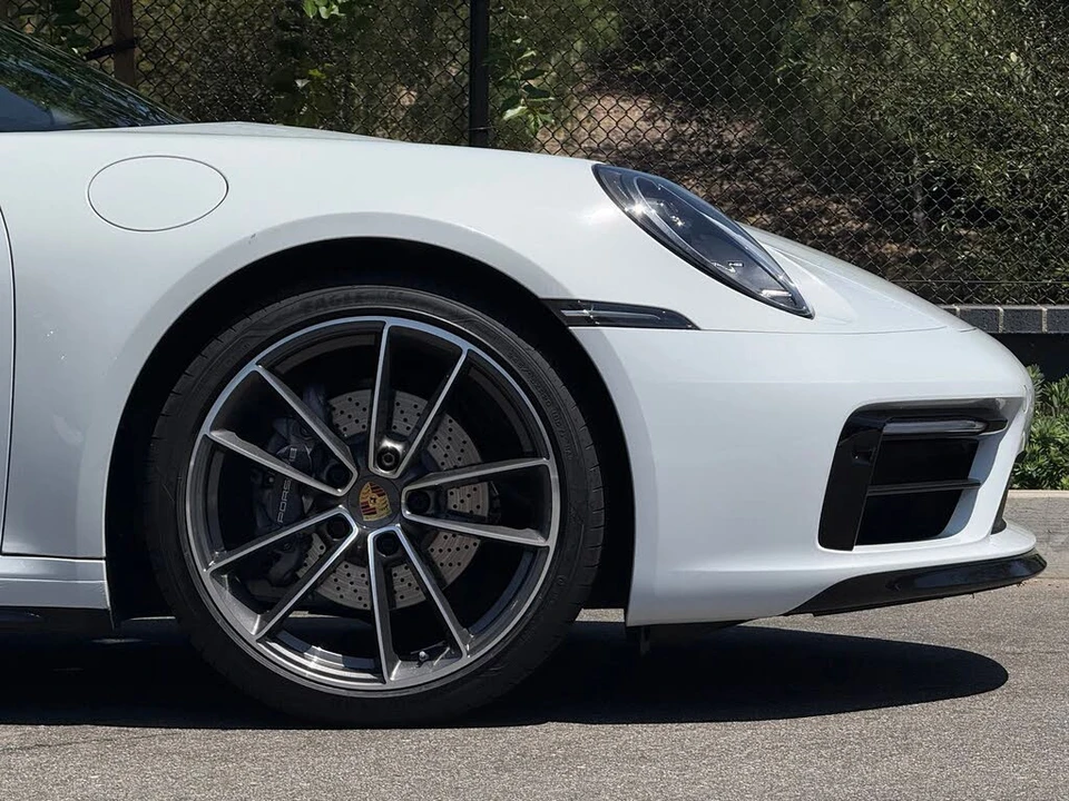 2021 Porsche 992 Carrera - Image 12 of 31