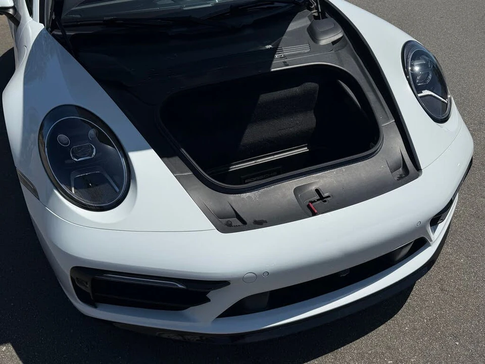 2021 Porsche 992 Carrera - Image 28 of 31