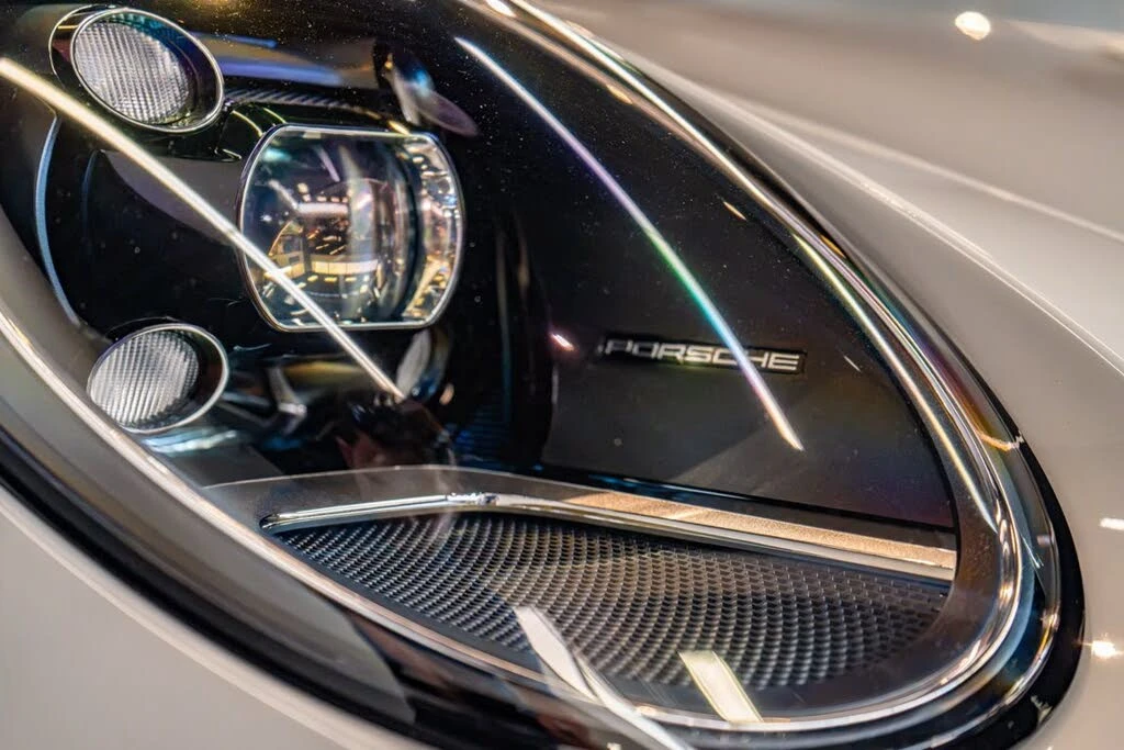 2021 Porsche 992 Carrera - Image 25 of 31