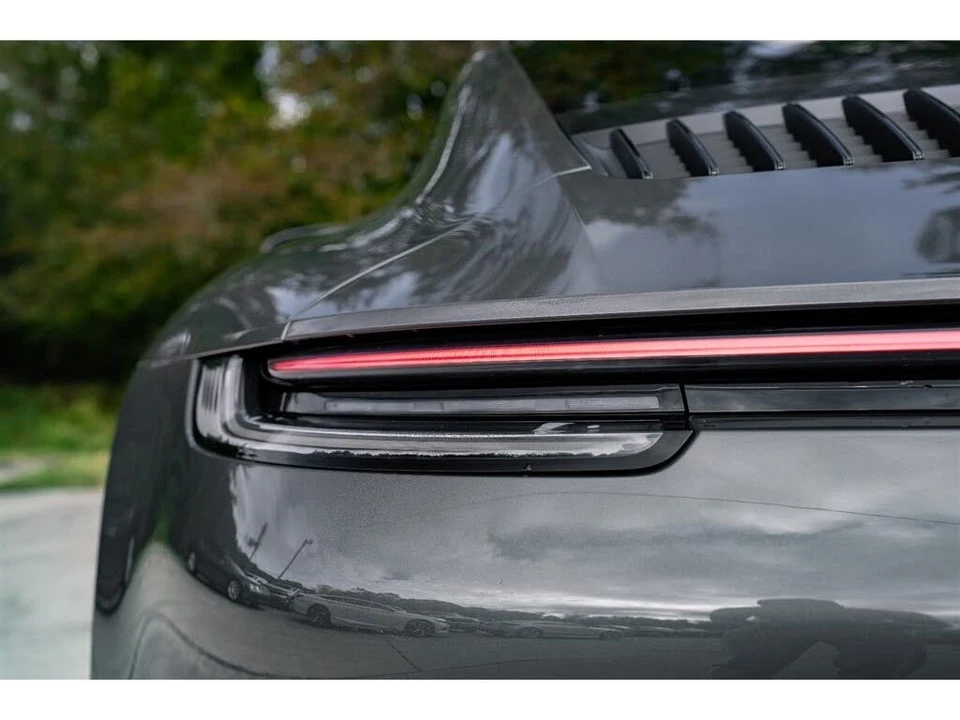 2021 Porsche 992 Carrera - Image 15 of 31