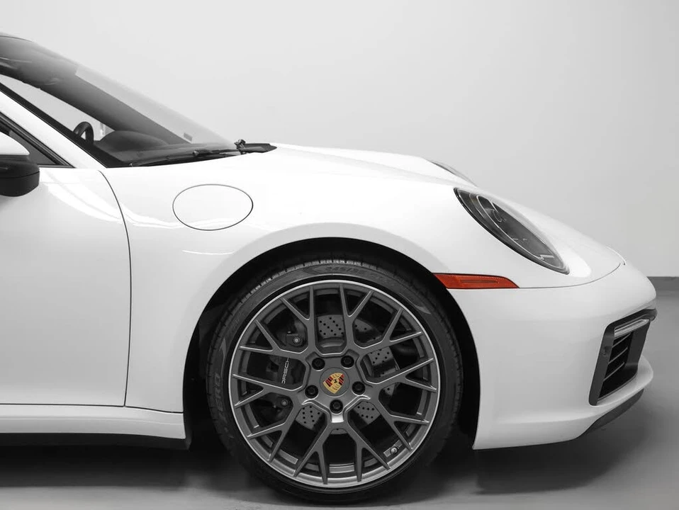 2021 Porsche 992 Carrera - Image 14 of 31