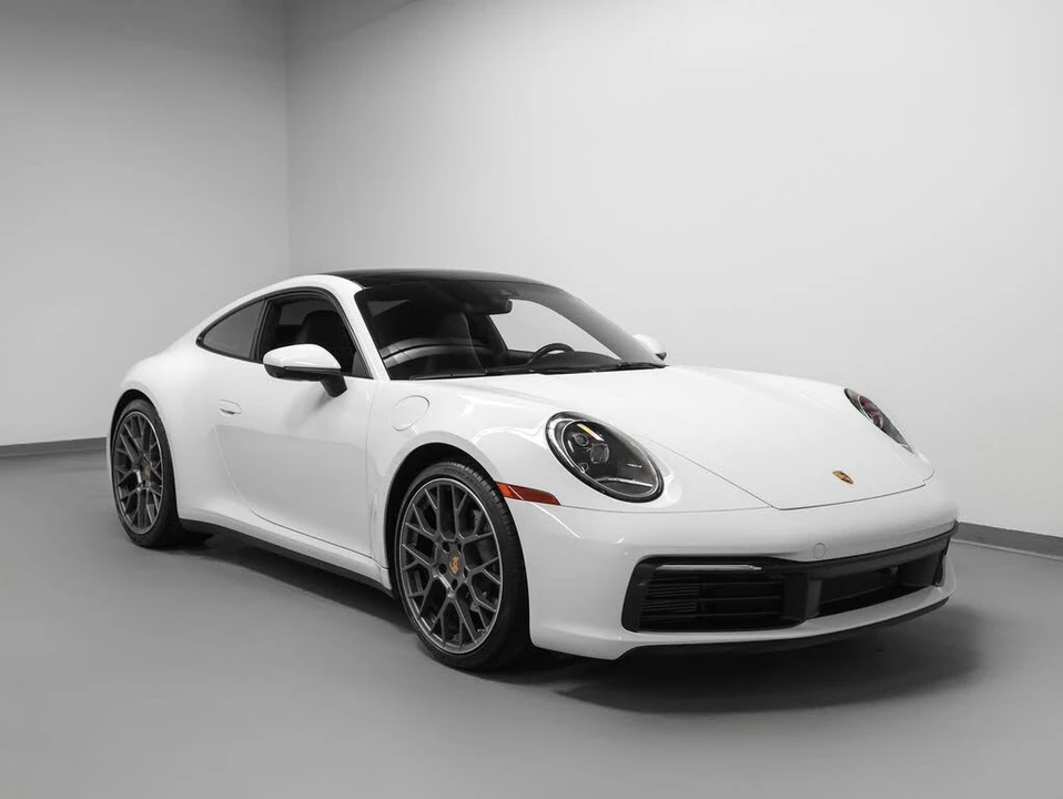 2021 Porsche 992 Carrera - Image 10 of 31