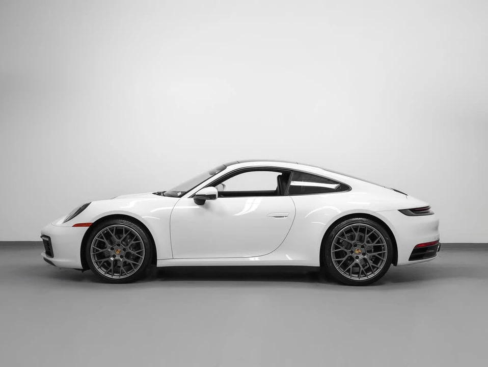 2021 Porsche 992 Carrera - Image 2 of 31