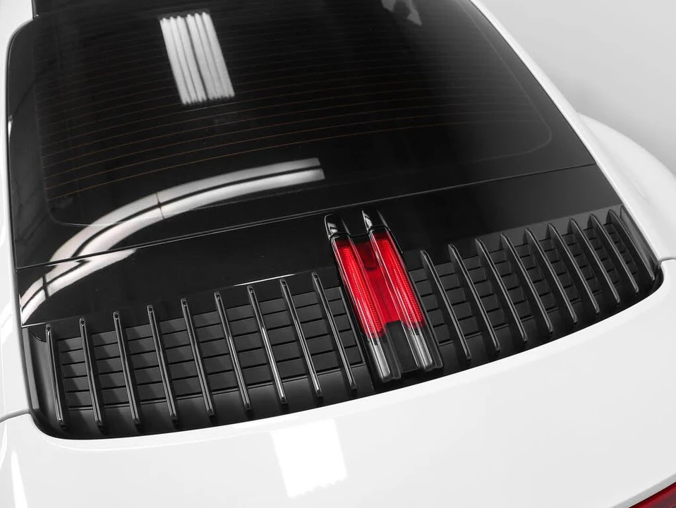 2021 Porsche 992 Carrera - Image 17 of 31