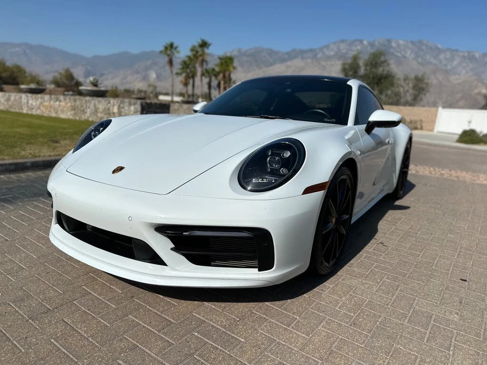 2021 Porsche 992 Carrera - Image 2 of 31