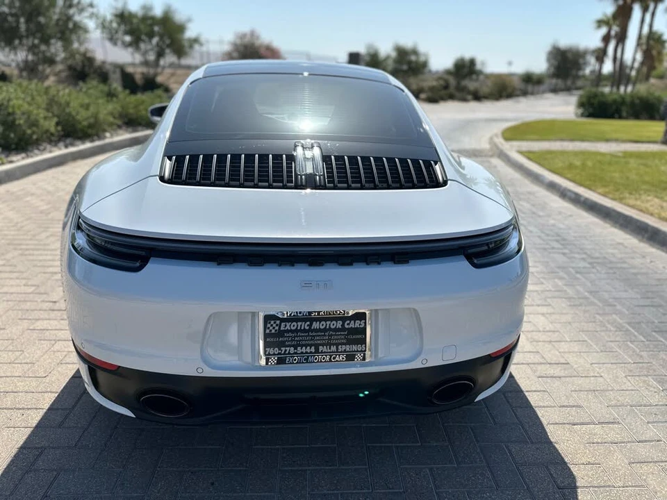 2021 Porsche 992 Carrera - Image 17 of 31