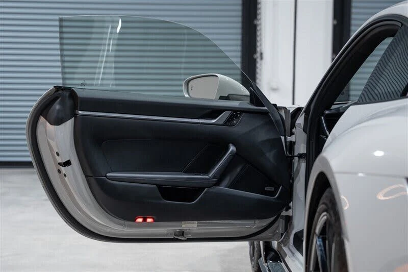 2021 Porsche 992 Carrera - Image 23 of 31