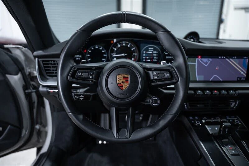 2021 Porsche 992 Carrera - Image 19 of 31