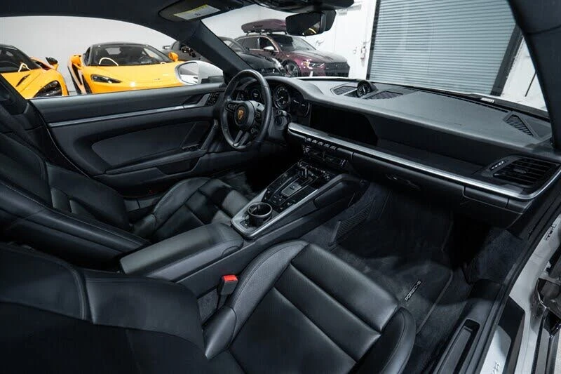 2021 Porsche 992 Carrera - Image 29 of 31