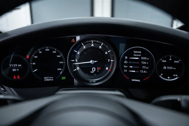 2021 Porsche 992 Carrera - Image 17 of 31