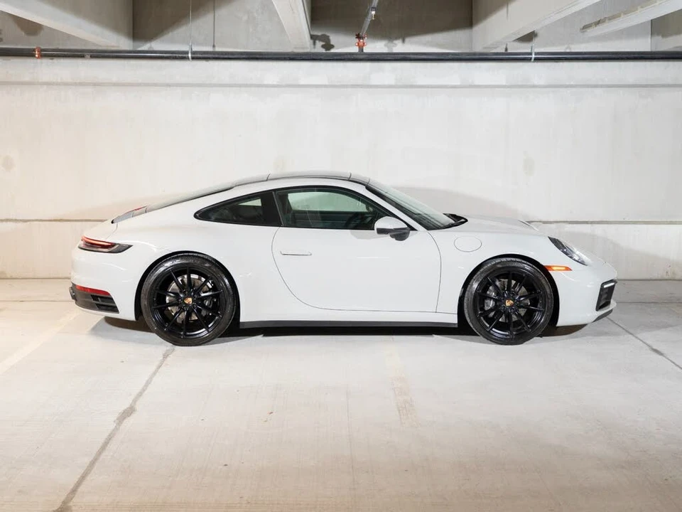 2021 Porsche 992 Carrera - Image 8 of 25