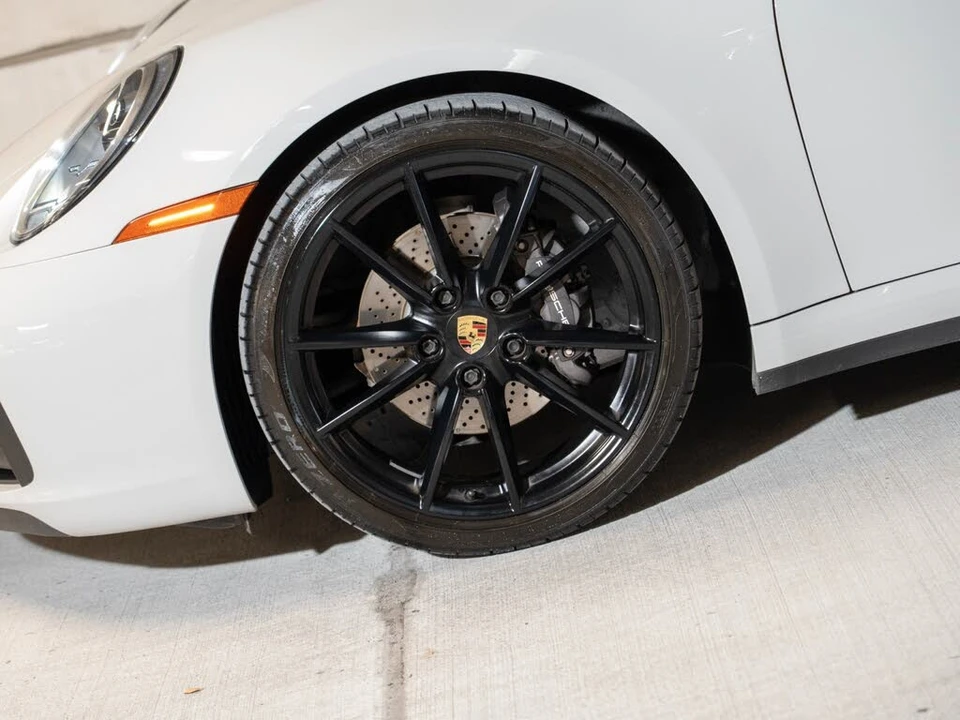 2021 Porsche 992 Carrera - Image 11 of 25