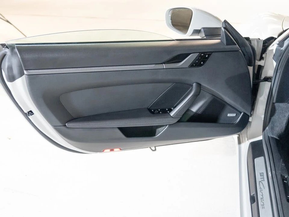 2021 Porsche 992 Carrera - Image 16 of 25