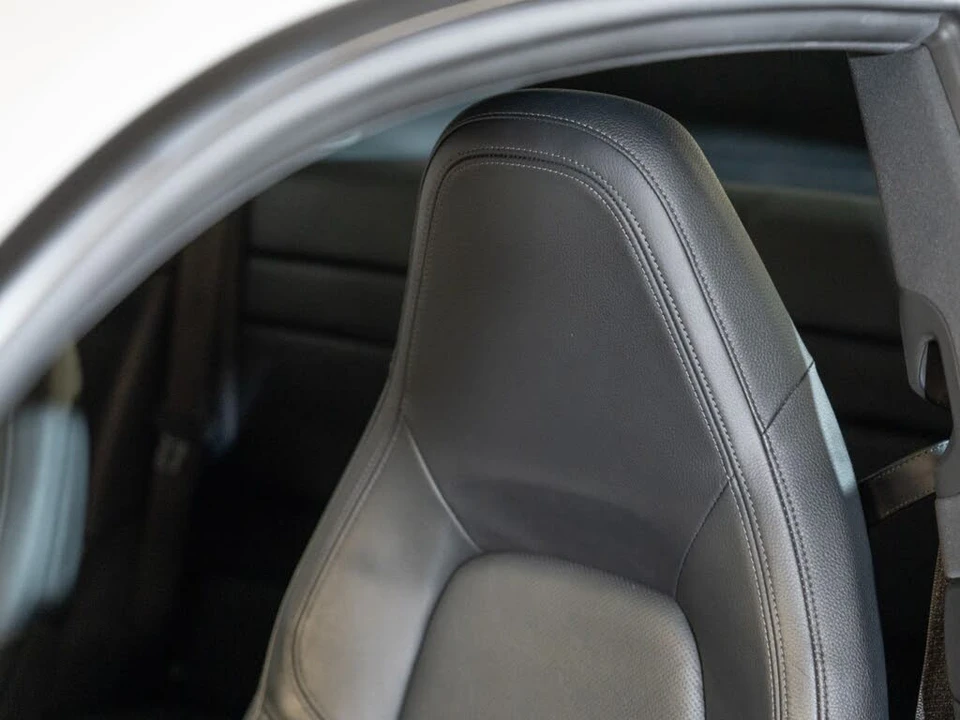 2021 Porsche 992 Carrera - Image 23 of 25